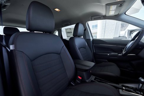 New 2025 Mitsubishi Outlander Sport SE image 26
