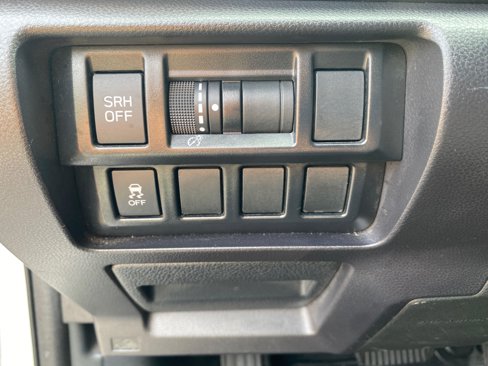 Used 2017 Subaru Impreza 2.0i Limited w/ Popular Package #2A image 19