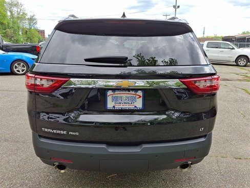 Used 2021 Chevrolet Traverse LT w/ LT Premium Package image 23