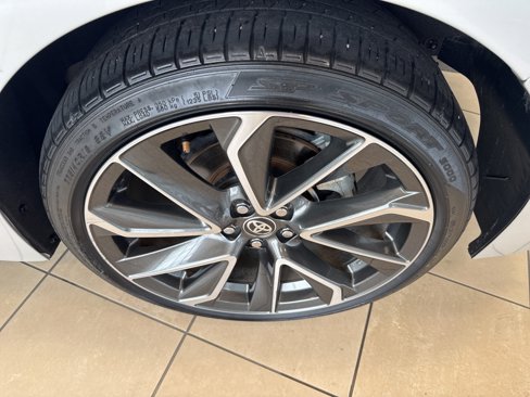 Used 2022 Toyota Corolla SE image 10