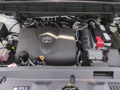 Used 2022 Toyota Highlander LE image 21