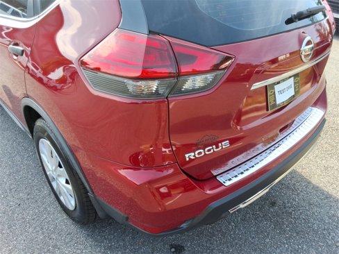 Used 2017 Nissan Rogue S image 15
