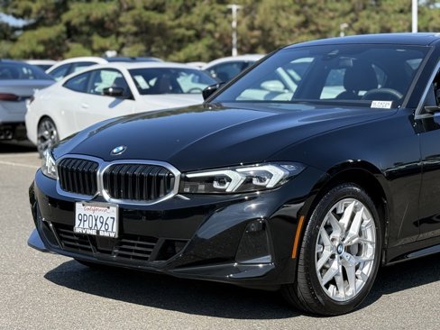 Used 2025 BMW 330i Sedan w/ Convenience Package image 10