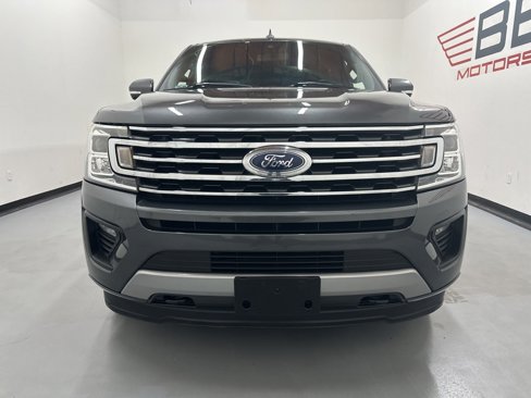 Used 2018 Ford Expedition XLT w/ Equipment Group 202A image 4