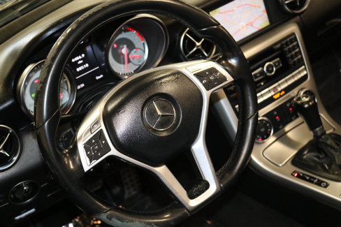 Used 2012 Mercedes-Benz SLK 350 image 52