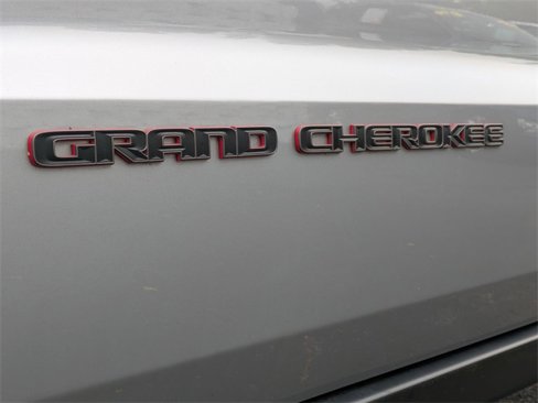 Certified 2021 Jeep Grand Cherokee Trailhawk image 32