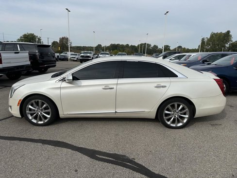 Used 2013 Cadillac XTS Premium image 2