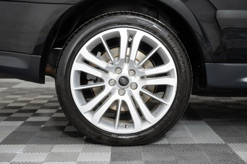 Used 2013 Land Rover Range Rover Sport HSE LUX w/ Luxury Interior Pkg image 44