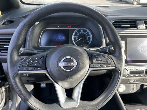 Certified 2024 Nissan Leaf S image 12