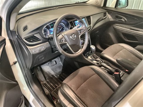 Used 2018 Buick Encore Preferred image 10
