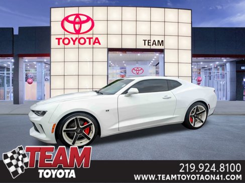 Used 2016 Chevrolet Camaro LT image 1