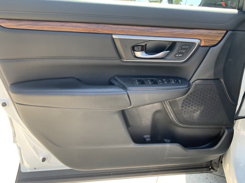Used 2019 Honda CR-V Touring image 13