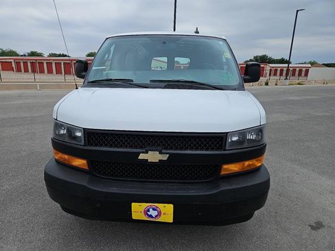 Used 2021 Chevrolet Express 2500 Extended w/ Driver Convenience Package image 6