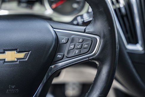 Used 2016 Chevrolet Malibu LT image 25