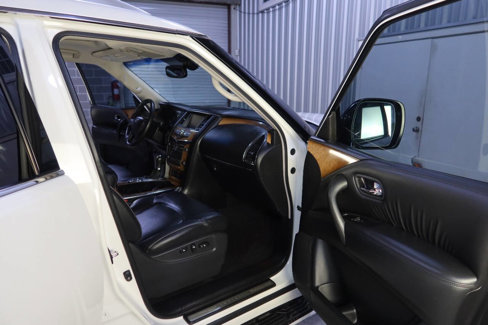 Used 2014 INFINITI QX80 2WD w/ Theater Package image 12