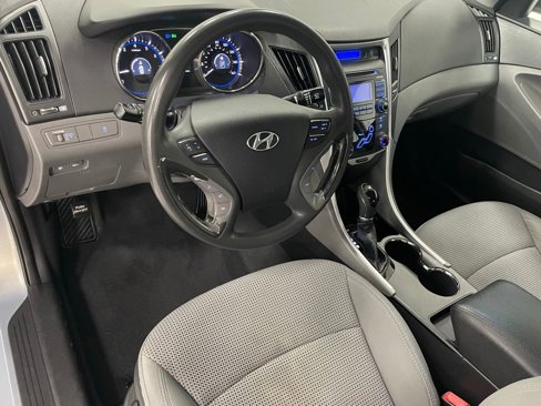 Used 2011 Hyundai Sonata GLS image 10