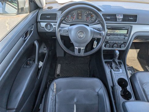 Used 2014 Volkswagen Passat Wolfsburg Edition image 6