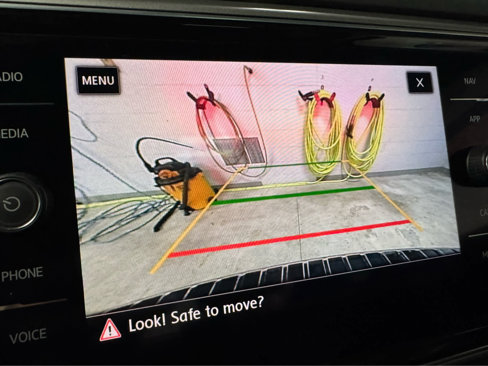 Used 2019 Volkswagen Atlas SEL Premium image 18