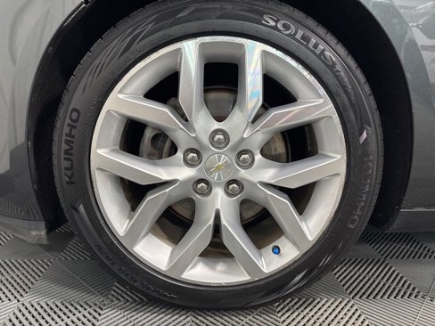Used 2019 Chevrolet Impala Premier w/ Premier Convenience Package image 13