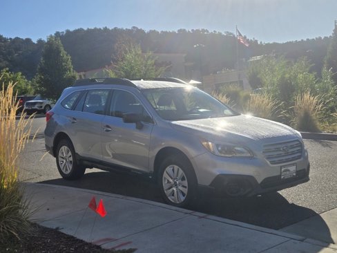 Used 2017 Subaru Outback 2.5i image 5