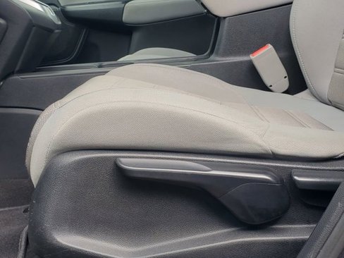 Used 2017 Honda CR-V LX image 13