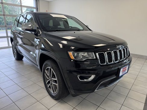 Used 2021 Jeep Grand Cherokee Limited w/ Trailer Tow Group IV image 2