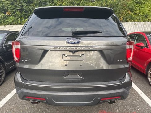 Used 2019 Ford Explorer XLT w/ Equipment Group 202A image 10