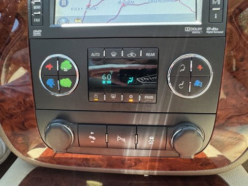 Used 2013 Chevrolet Tahoe LTZ image 26