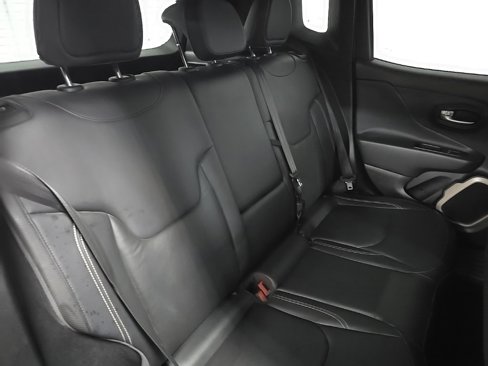 Used 2015 Jeep Renegade Limited image 15