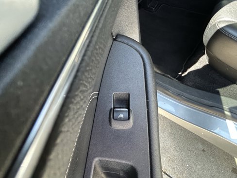 Used 2022 Ford Edge Titanium w/ Equipment Group 301A image 11