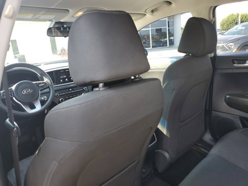 Used 2022 Kia Sportage LX image 12
