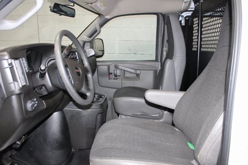 Used 2022 GMC Savana 2500 w/ Driver Convenience Package image 21