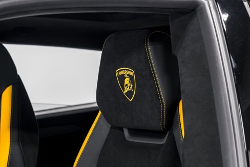 Used 2024 Lamborghini Urus Performante image 21
