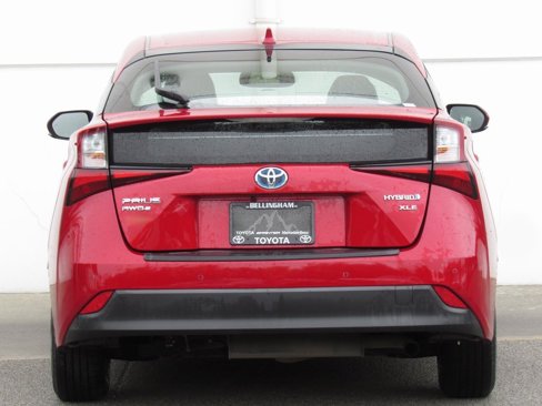 Used 2021 Toyota Prius XLE w/ Advanced Technology Package image 7
