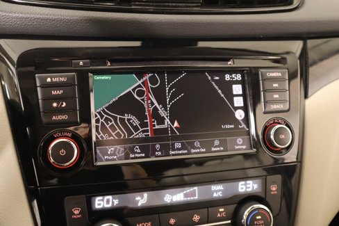 Used 2022 Nissan Rogue Sport SL image 7