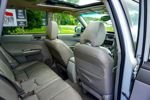 Used 2009 Subaru Forester 2.5X Limited w/ Popular Equipment Group 4B image 21
