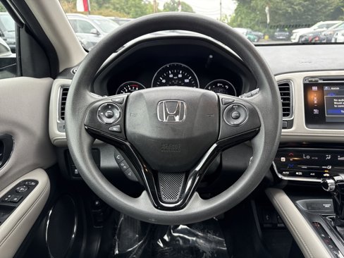 Used 2017 Honda HR-V EX image 15