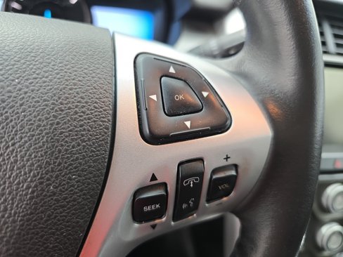 Used 2013 Ford Edge SEL image 17