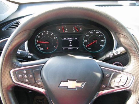 Used 2024 Chevrolet Malibu LT image 13