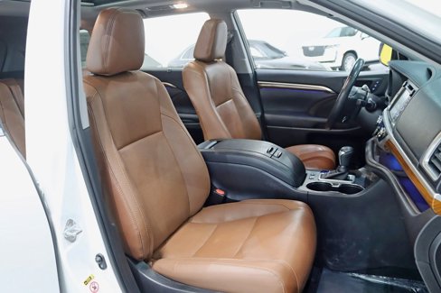 Used 2019 Toyota Highlander Limited Platinum image 25