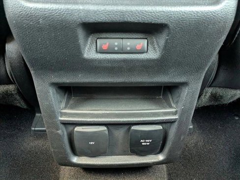Used 2019 Ford Edge Titanium w/ Equipment Group 301A image 18