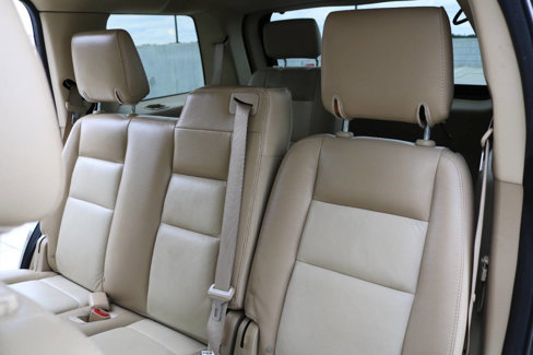Used 2006 Ford Explorer Eddie Bauer image 42