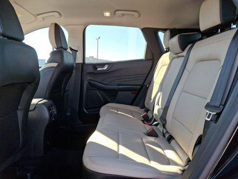 Used 2022 Ford Escape SEL image 10
