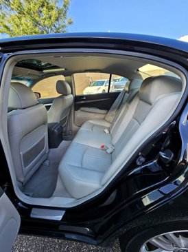 Used 2012 INFINITI G37 x image 9
