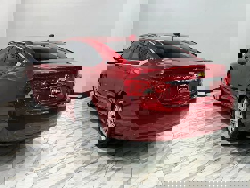 Used 2015 Chevrolet Impala LT w/ Convenience Package image 8