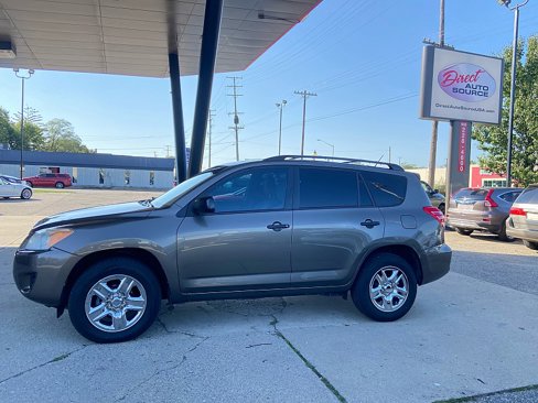 Used 2012 Toyota RAV4 4WD image 1