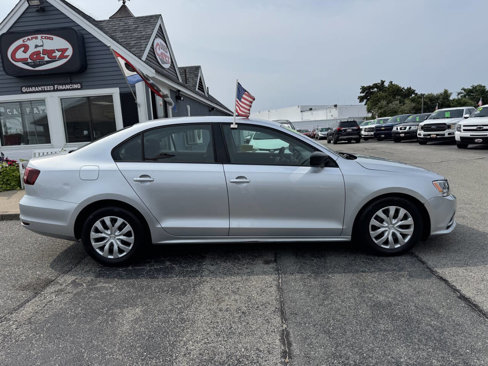 Used 2016 Volkswagen Jetta S image 11