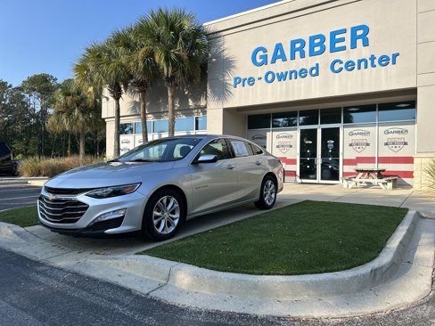 Used 2019 Chevrolet Malibu LT w/ Leather Package image 3