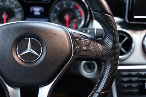 Used 2014 Mercedes-Benz CLA 250 image 17