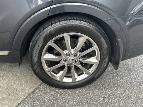 Used 2017 Kia Sorento SX image 24